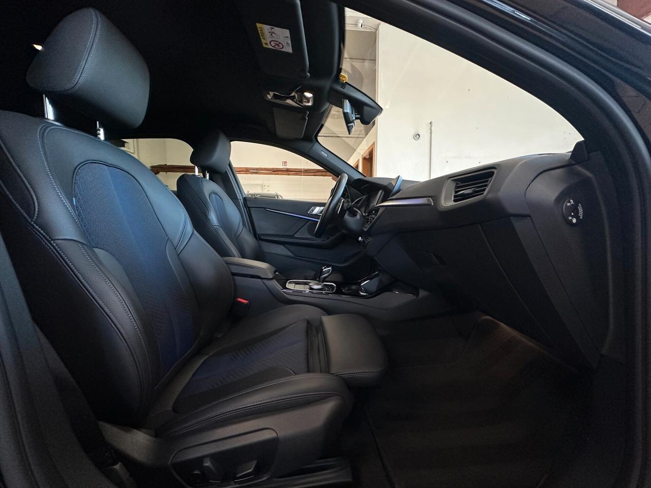 Bmw 118 d Msport auto *LUCI AMB*CARPLAY*HUD*