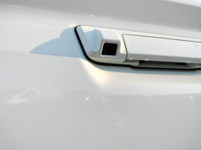 Isuzu D-Max N60 D-Max N60 1.9 aut. Crew BB+ Cab con Pedane e Shutter Lid!!