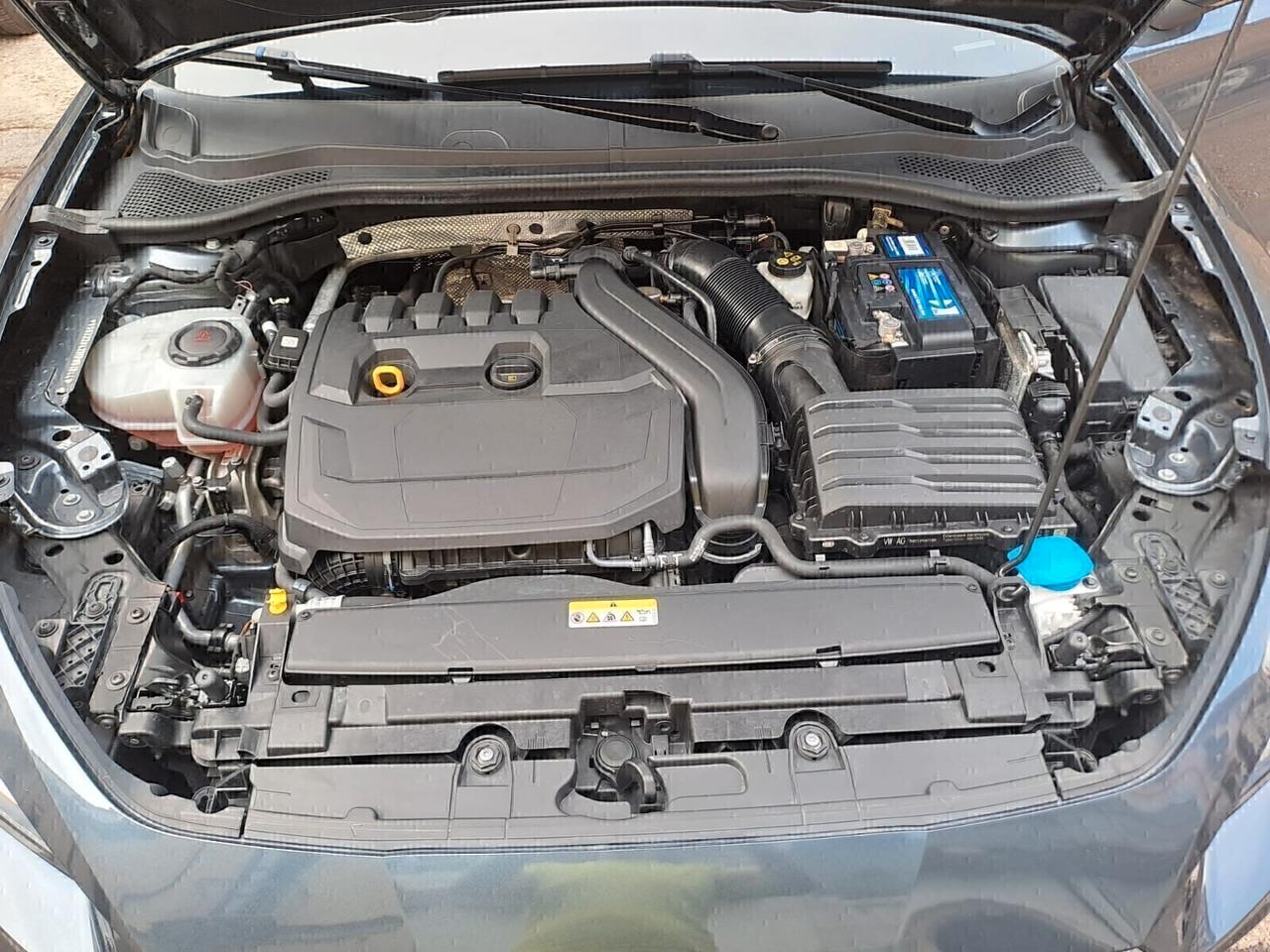 Seat Leon Ibrida 1.5 eTSI DSG