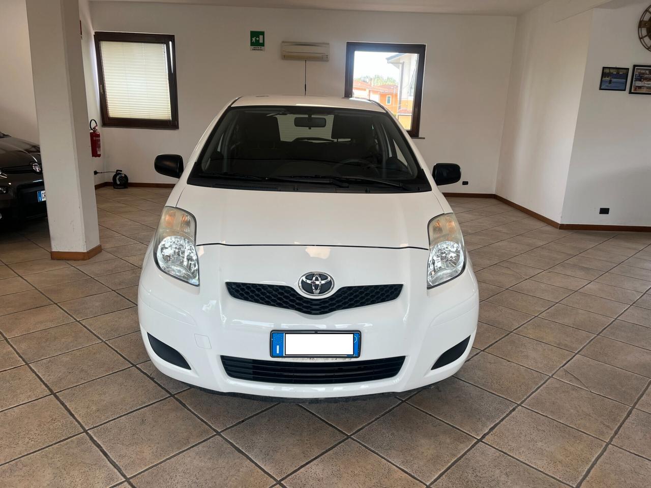Toyota Yaris 1.0 3 porte