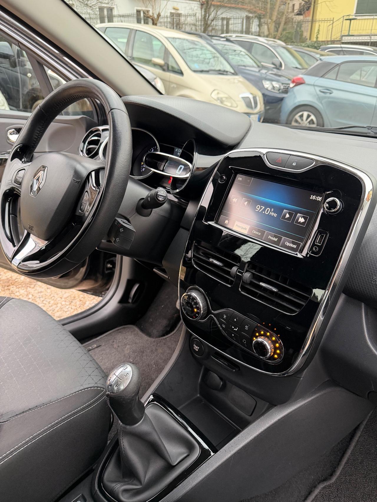 Renault CLIO 1.5 dCi 8V 5P LIVE KMCERT NEOPAT GARANZ