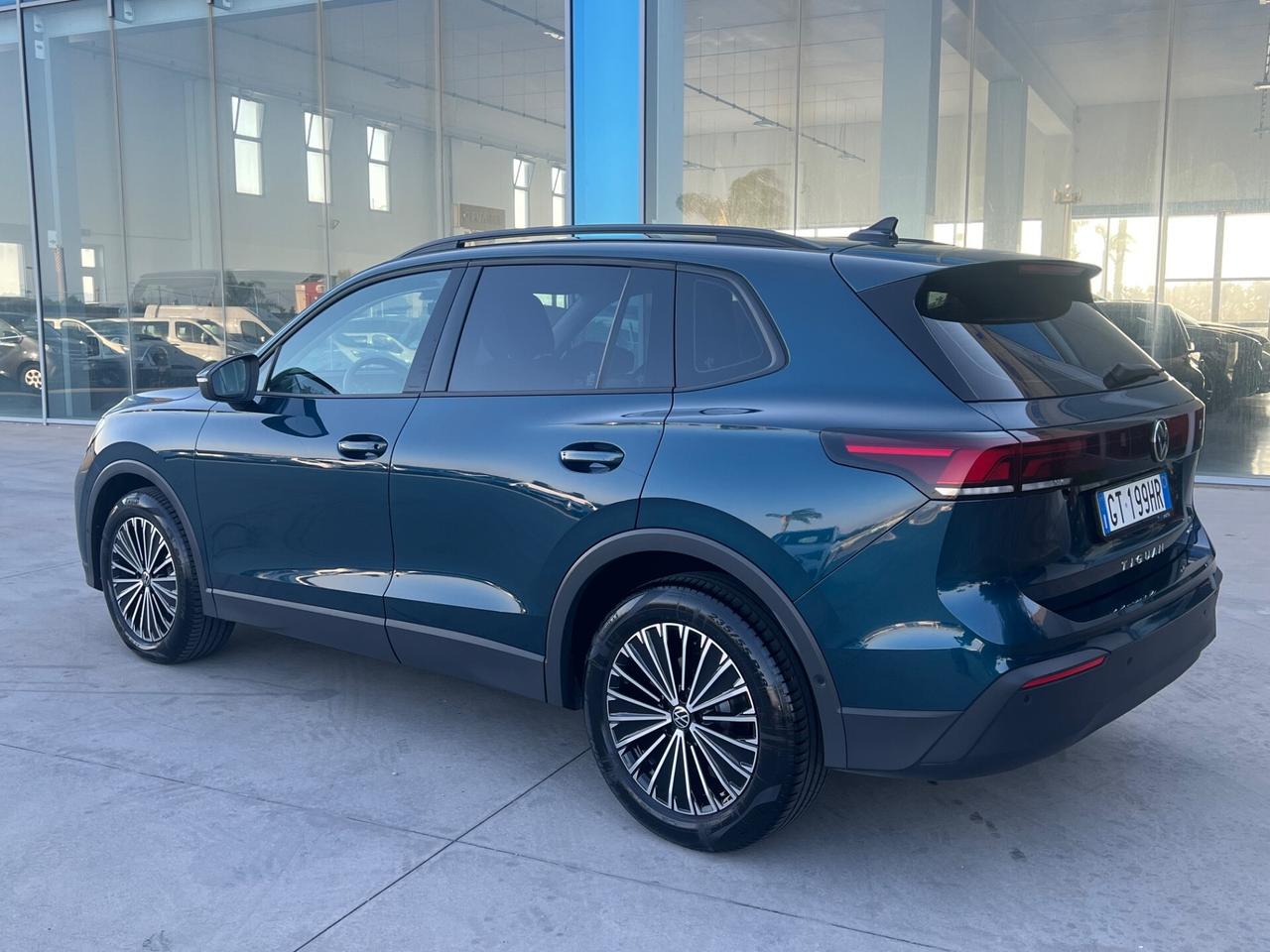 Volkswagen Tiguan 1.5 eTSI 150 CV ACT DSG Elegance - SUPER OFFERTA T-STOCK