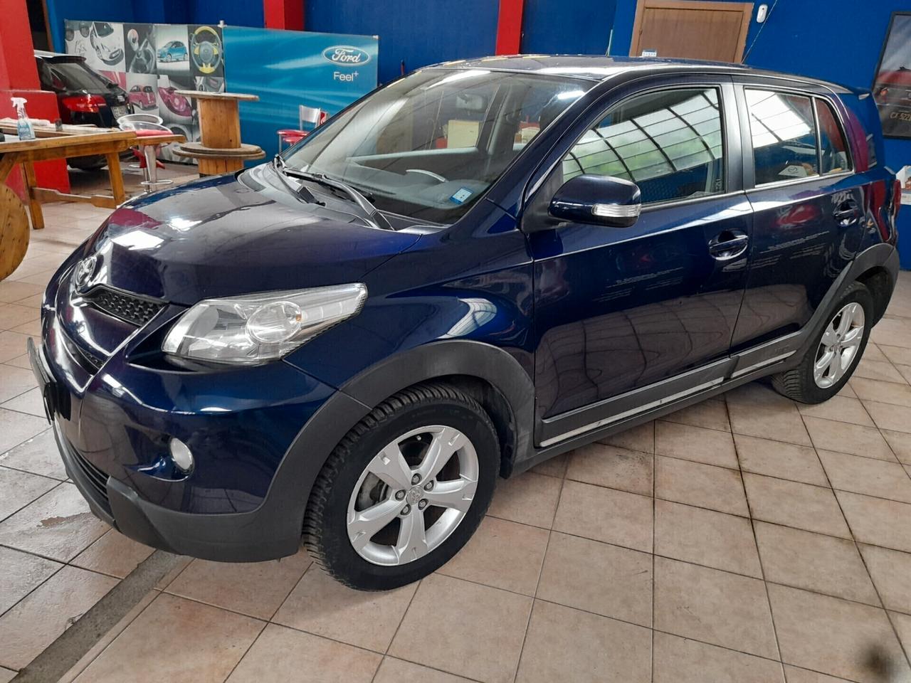 Toyota Urban Cruiser Urban Cruiser 1.4 D-4D AWD Sol