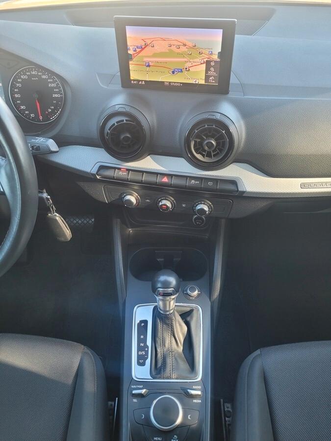 Audi Q2 2.0 TDI quattro S tronic Business
