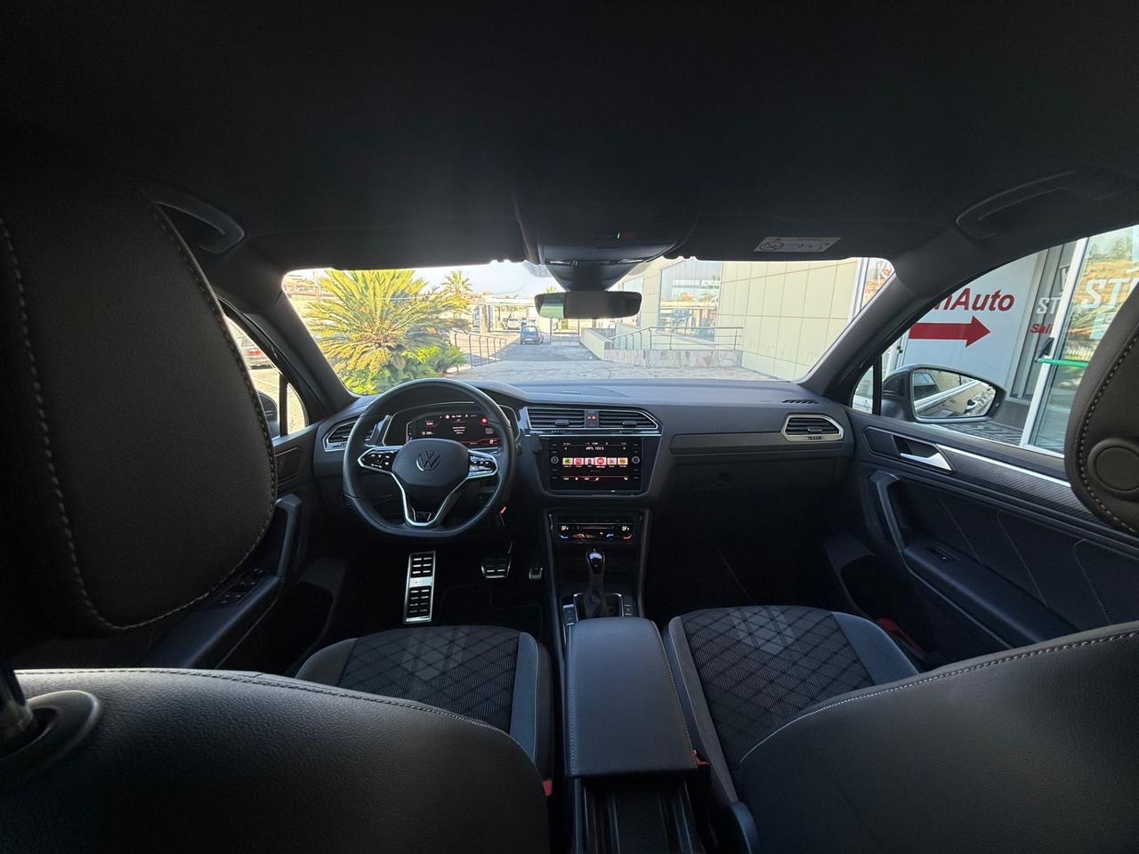 Volkswagen Tiguan 2.0 TDI 200 CV SCR DSG 4MOTION R-Line