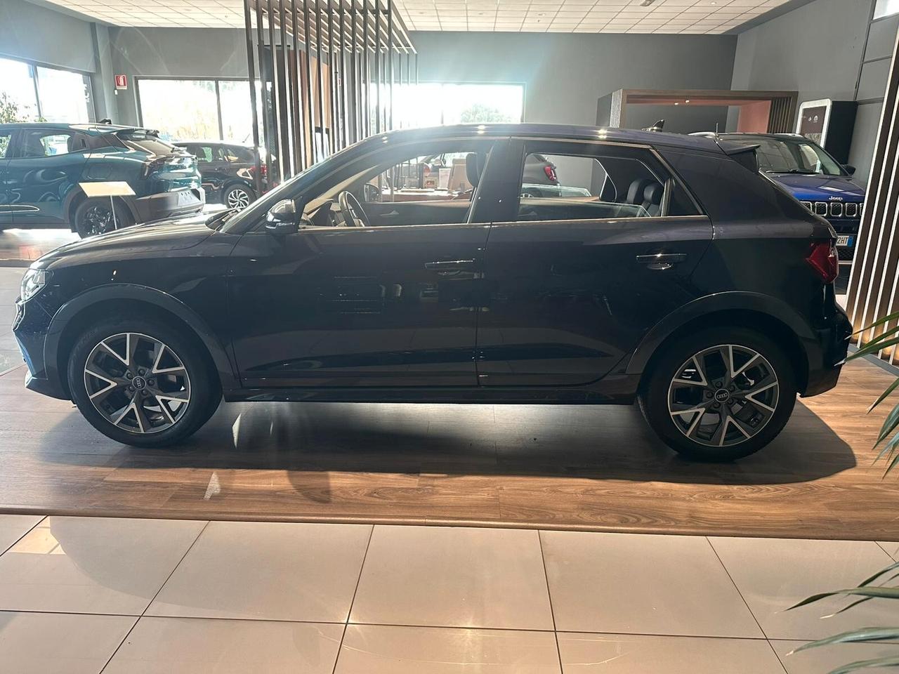 Audi A1 citycarver 30 TFSI S tronic Admired