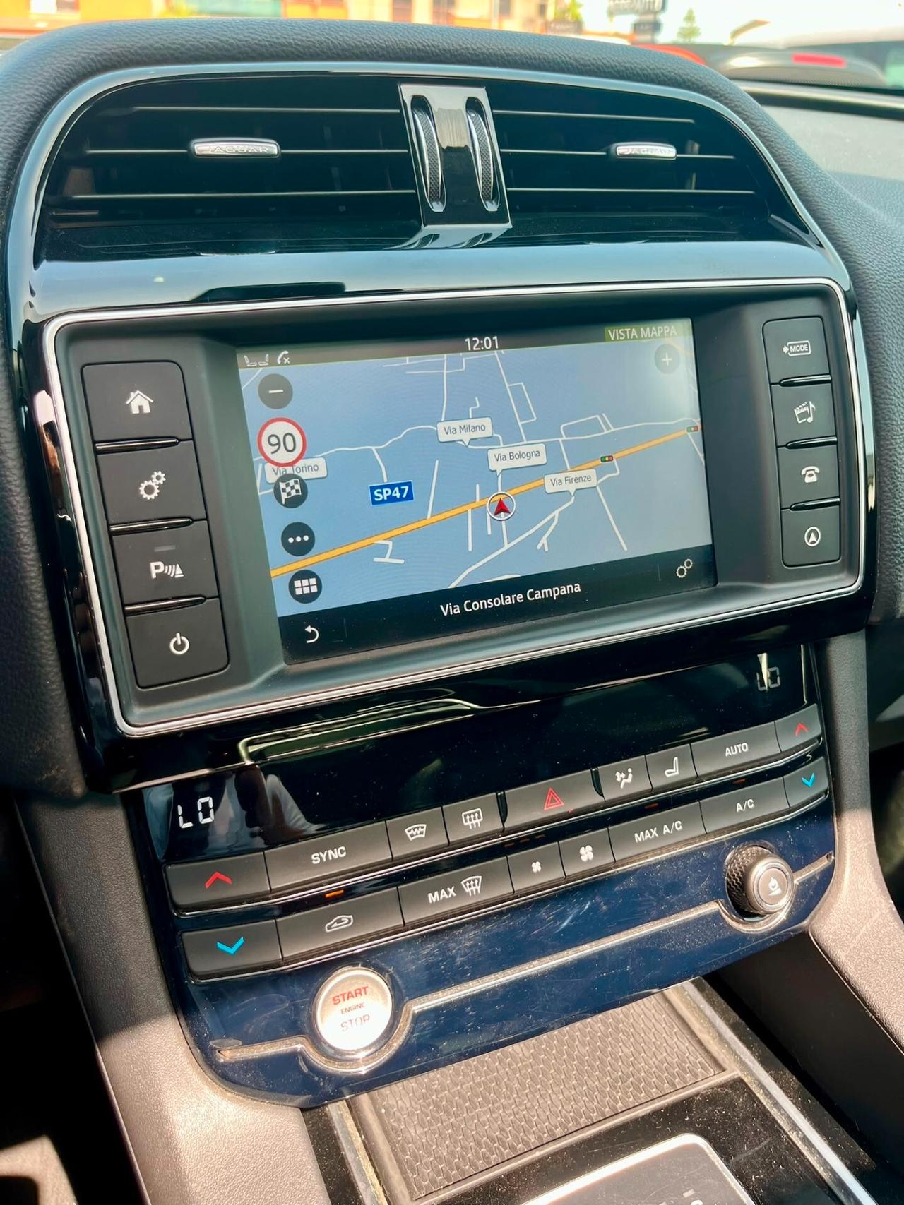 Jaguar F-Pace 2.0 D 180 CV AWD Portfolio