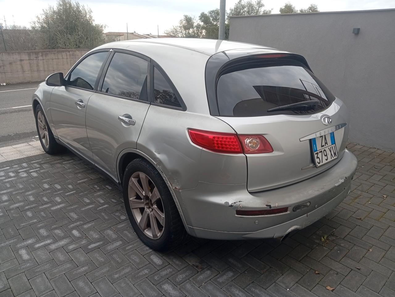 Infiniti Altro FX 35 benzina-gpl