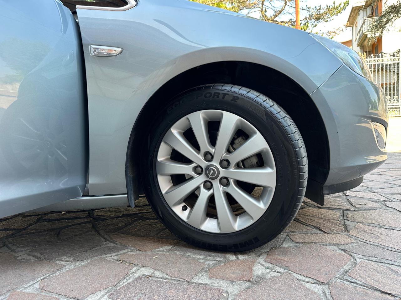 Opel Astra 1.7 CDTI 110CV Sports Tourer Cosmo