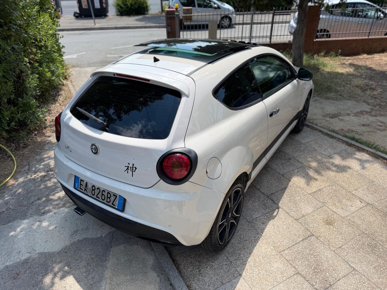 Alfa Romeo MiTo 1.6 JTDm 16V Distinctive Premium Pack