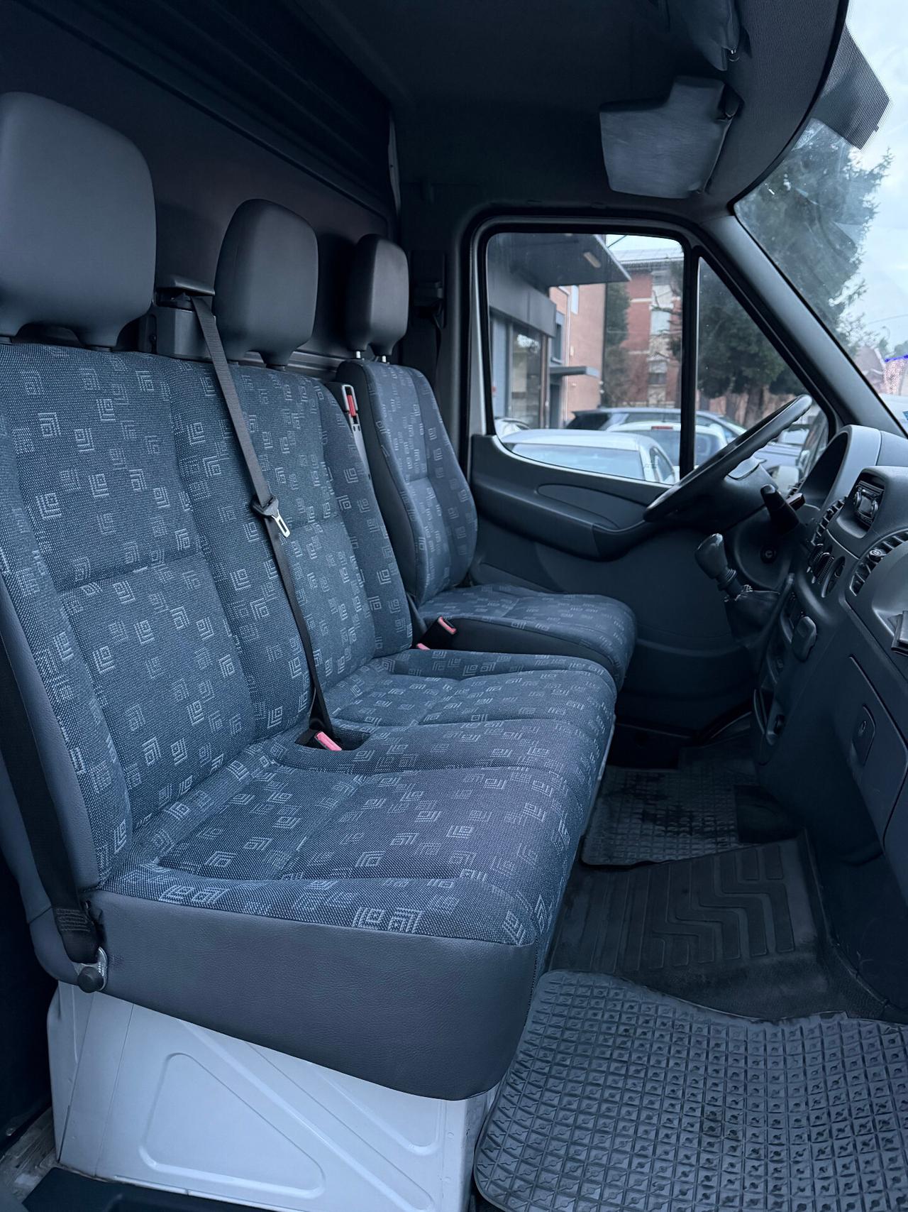 Mercedes Benz Sprinter