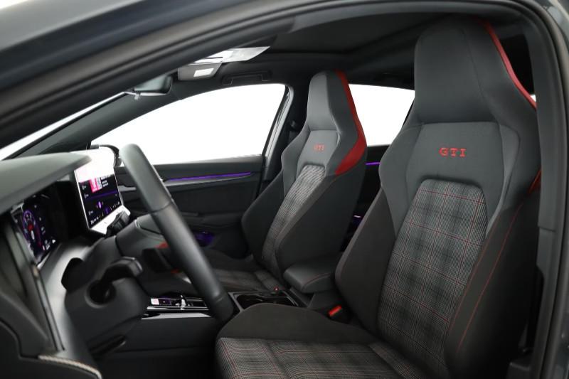 VOLKSWAGEN GOLF GTI DSG Nero LED Pano HUD Navi SHZ Kam 19" *AUTO SU ORDINAZIONE*