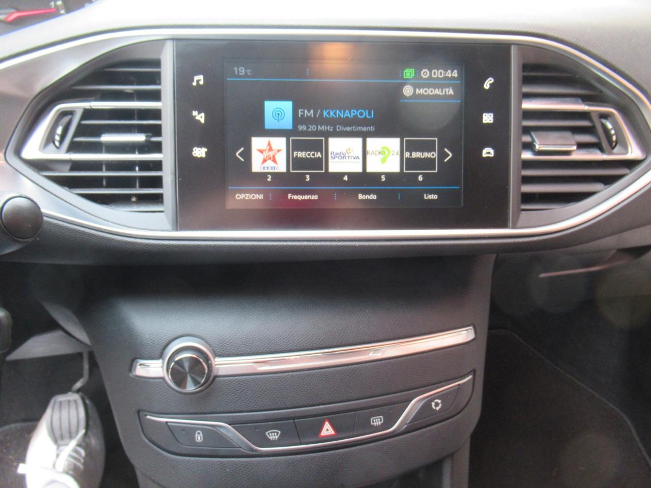 Peugeot 308 BlueHDi 130 S&S Allure