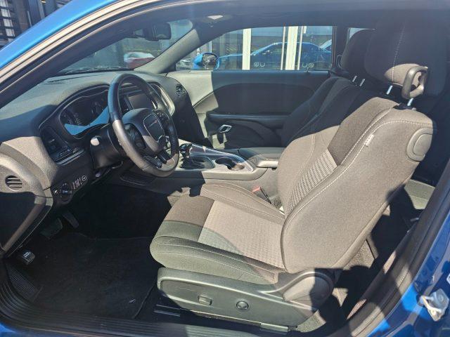 DODGE Challenger 3.6L V6 AT8 SXT AWD Blacktop
