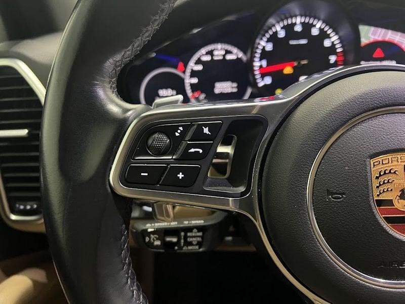 Porsche Cayenne 3.0 V6