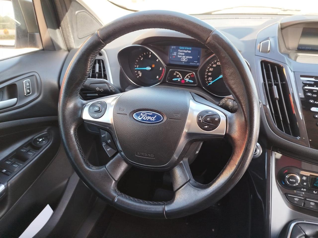 Ford Kuga 2.0 TDCI 140 CV 4WD Titanium