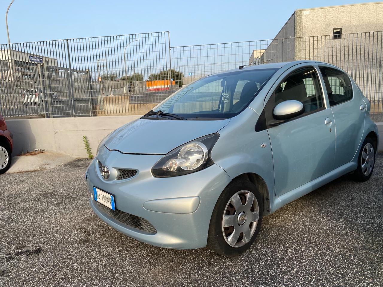 Toyota Aygo 1.0 12V VVT-i 5 porte