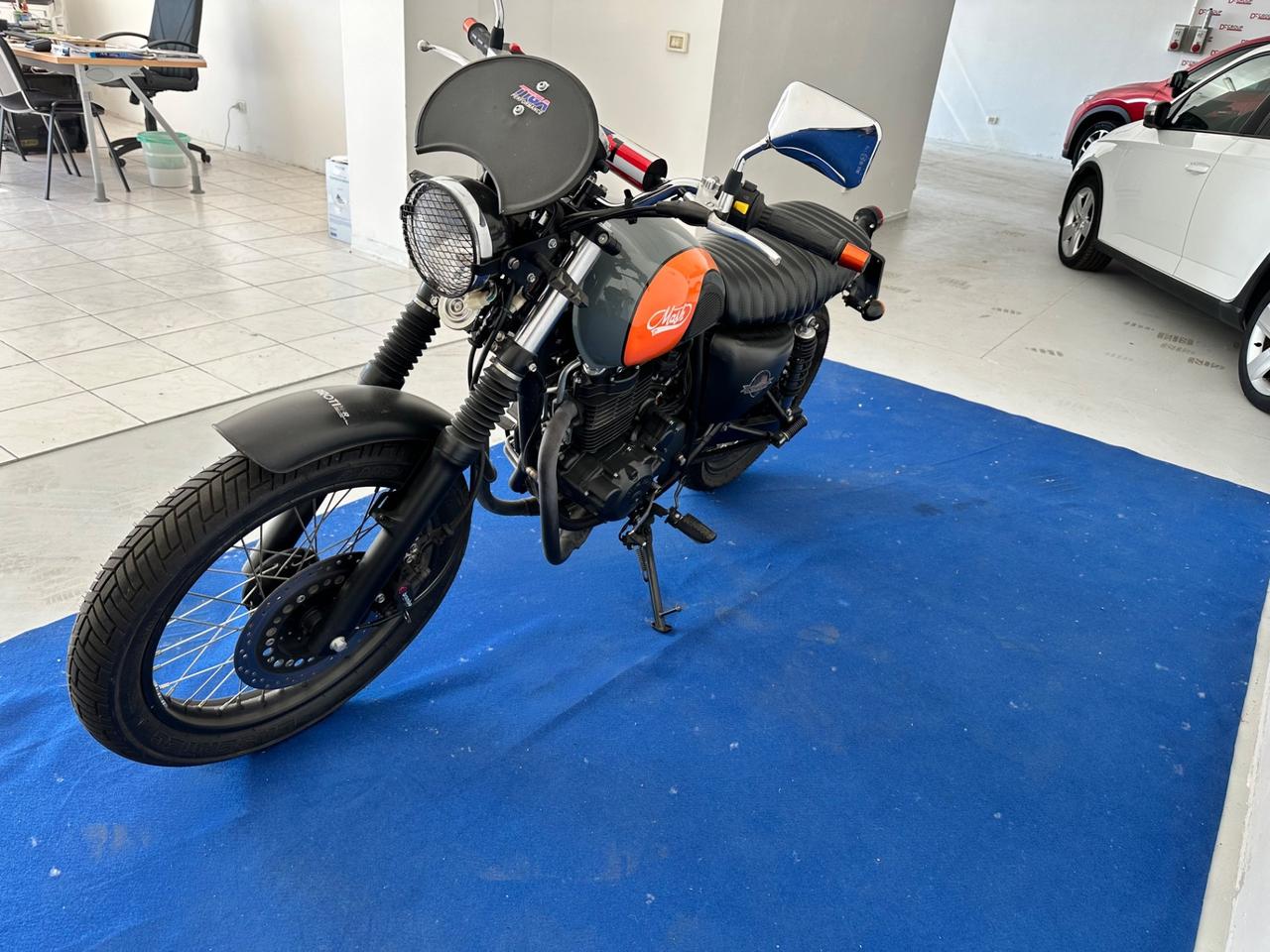 Mash Scrambler 400