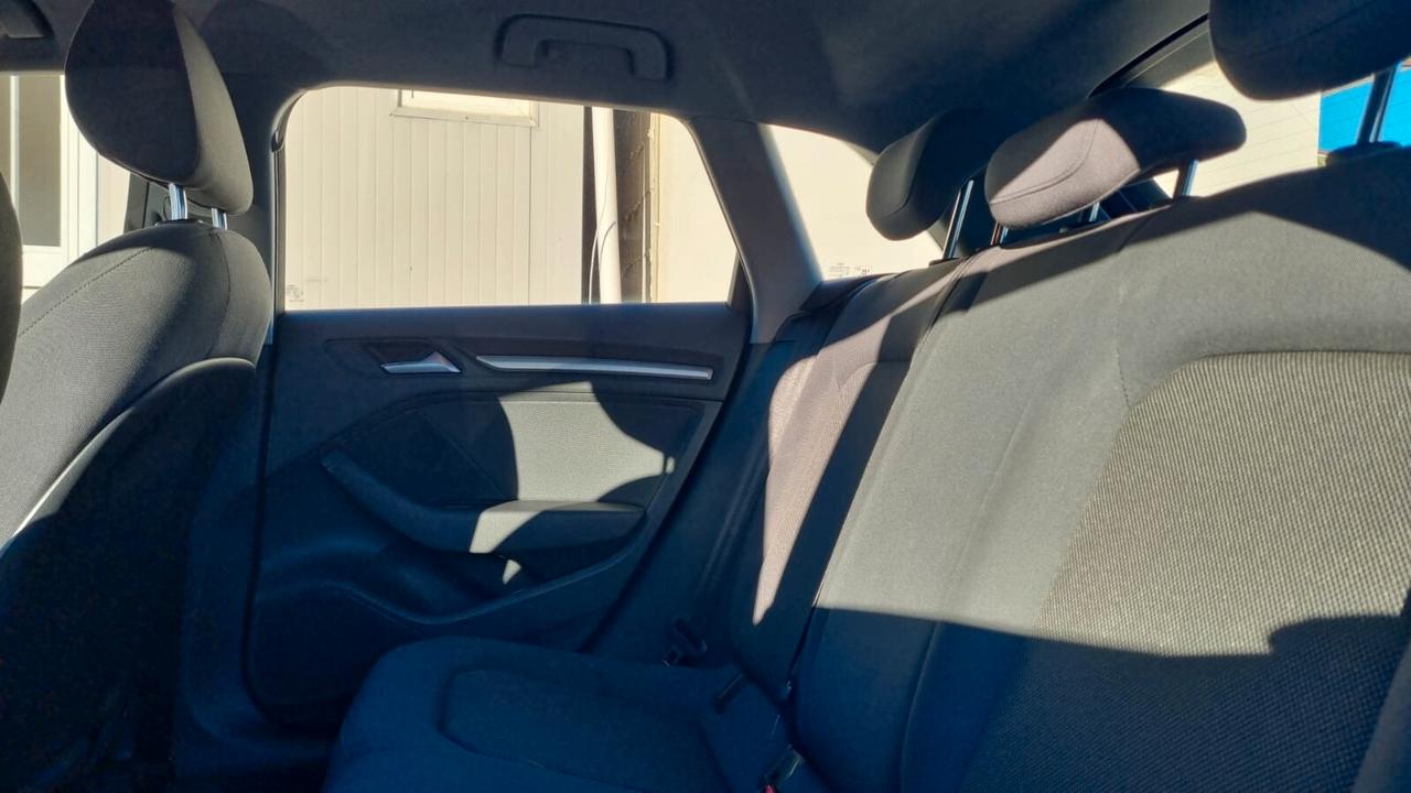 Audi A3 SPB 30 TDI S tronic 116 CV 85 KW