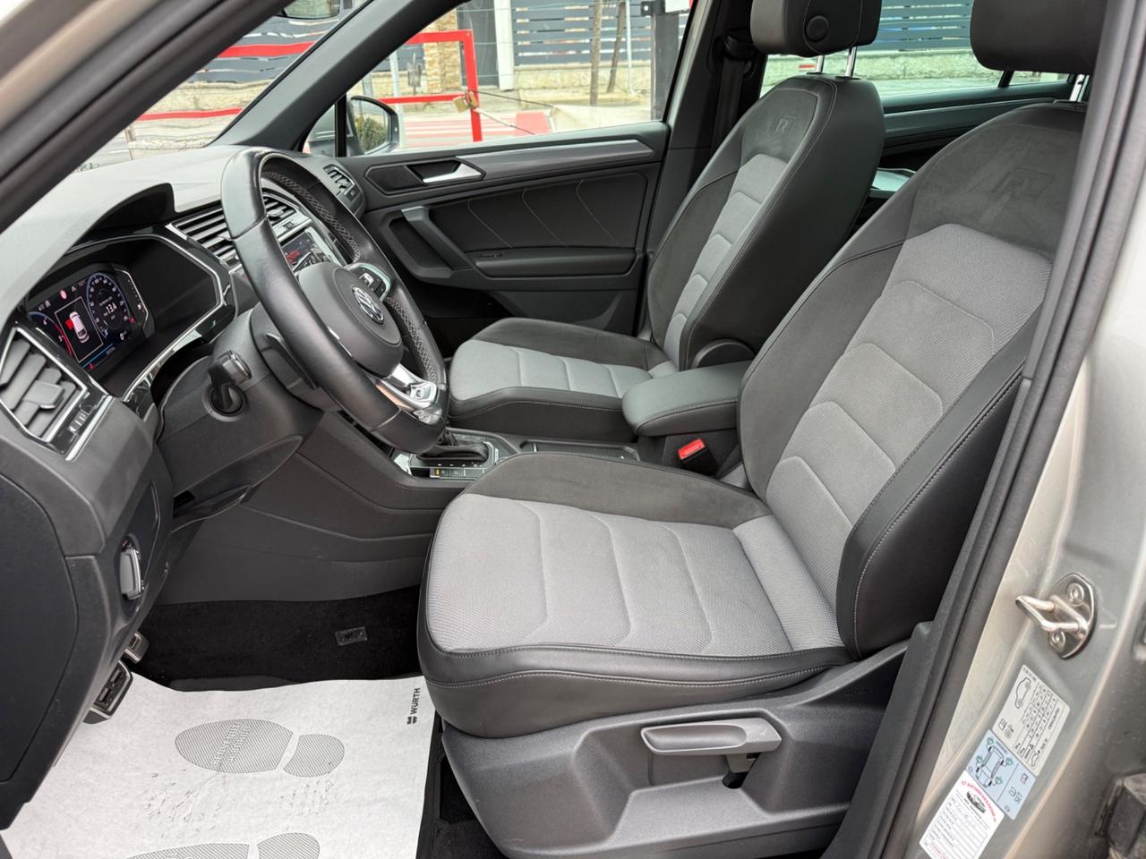 Volkswagen Tiguan 2.0 TDI 190 CV. 4MOTION R-LINE.TETTO APRIBILE