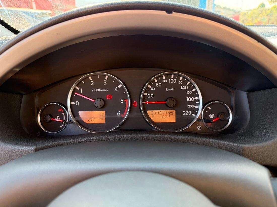 Nissan Pathfinder 2.5 dCi XE Plus