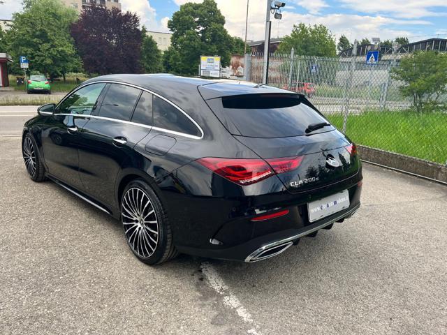 MERCEDES-BENZ CLA 200 d Automatic Shooting Brake Premium Aut. Night Ed.