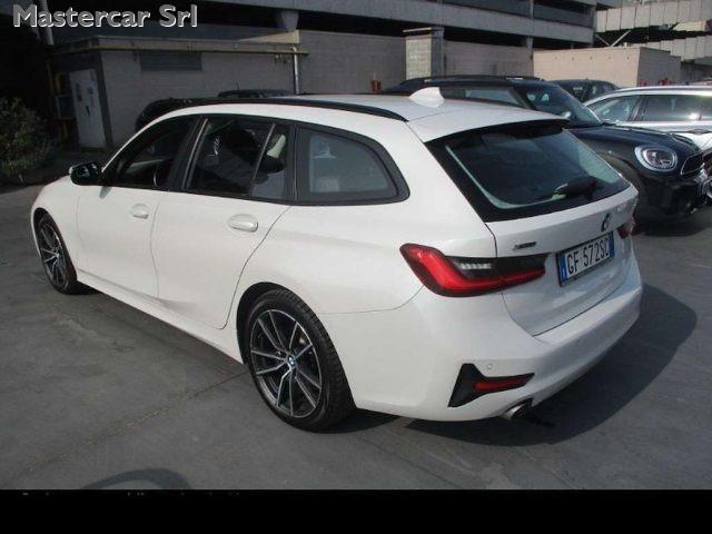 BMW 330 330d Touring mhev 48V xdrive Business Adv. GF572SC