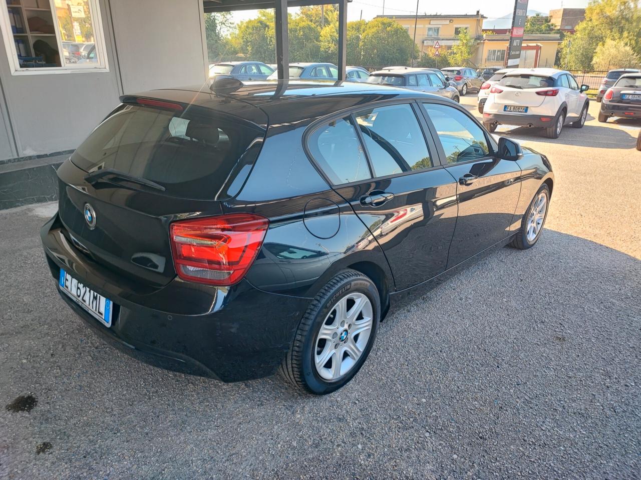 Bmw 116 118d 5p. Urban