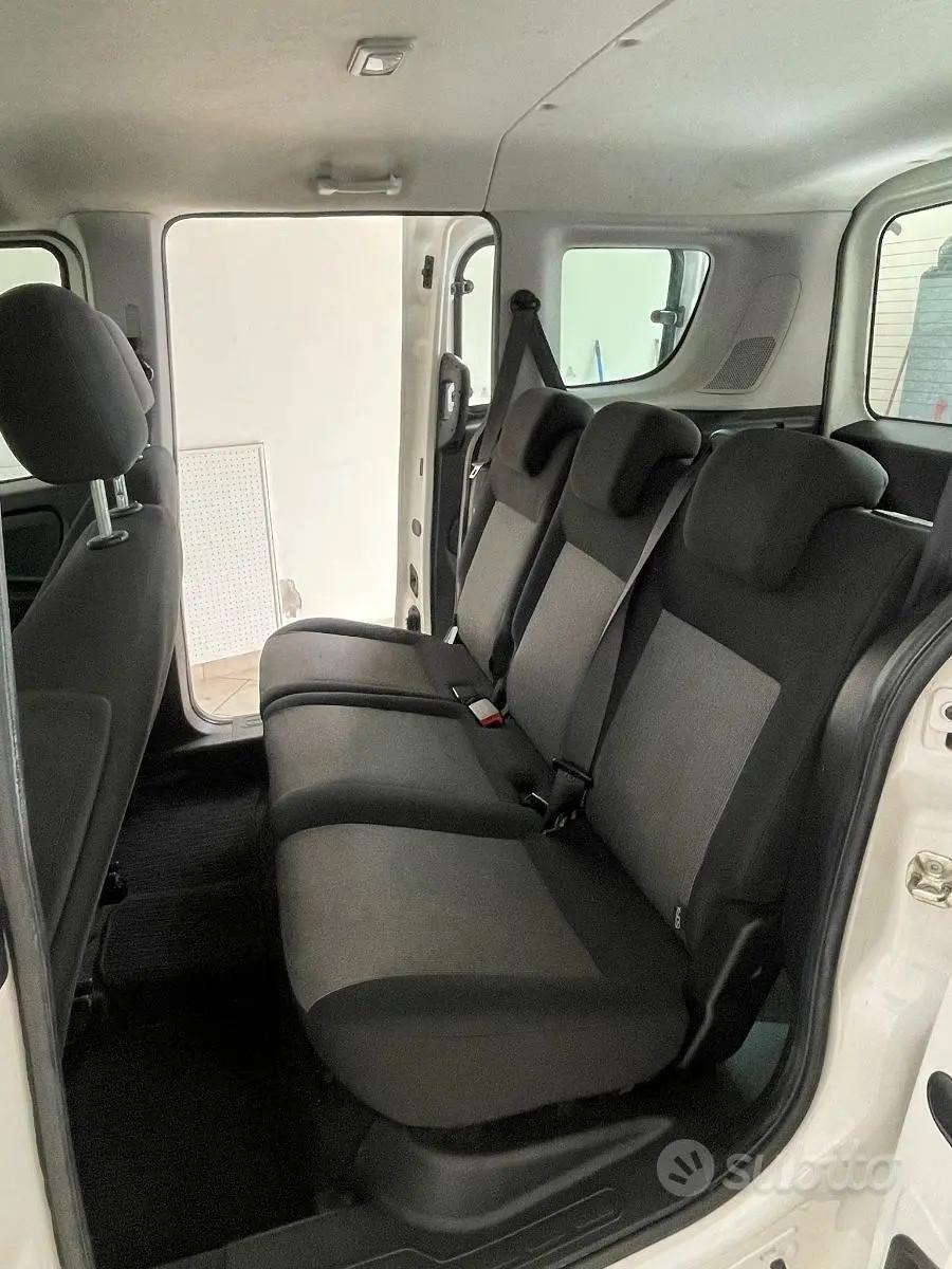 Fiat doblo combi 5 posti