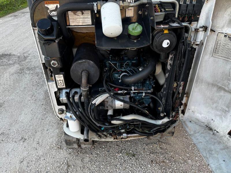 MINIESCAVATORE BOBCAT 320