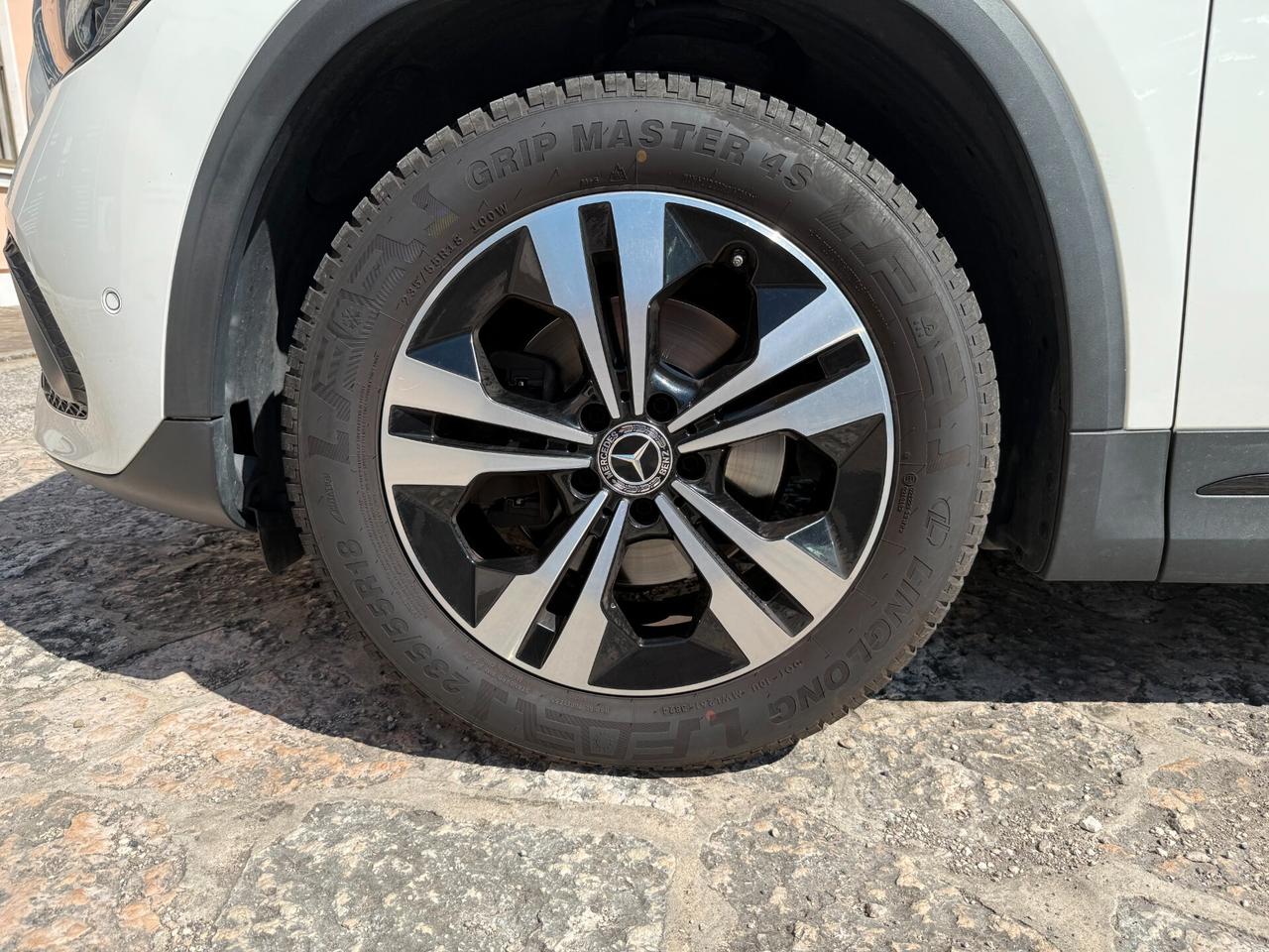 Mercedes-benz GLA 200 d Automatic Business