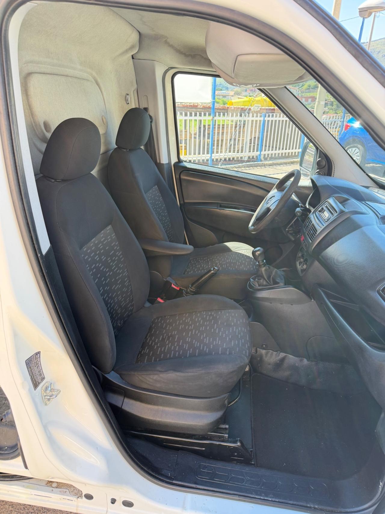 OPEL COMBO MAXI 2017