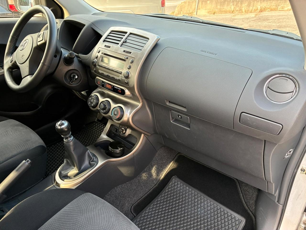 TOYOTA URBAN CRUISER 4x4 1.4 D-4D 90CV 6M EURO 5 KM 77000