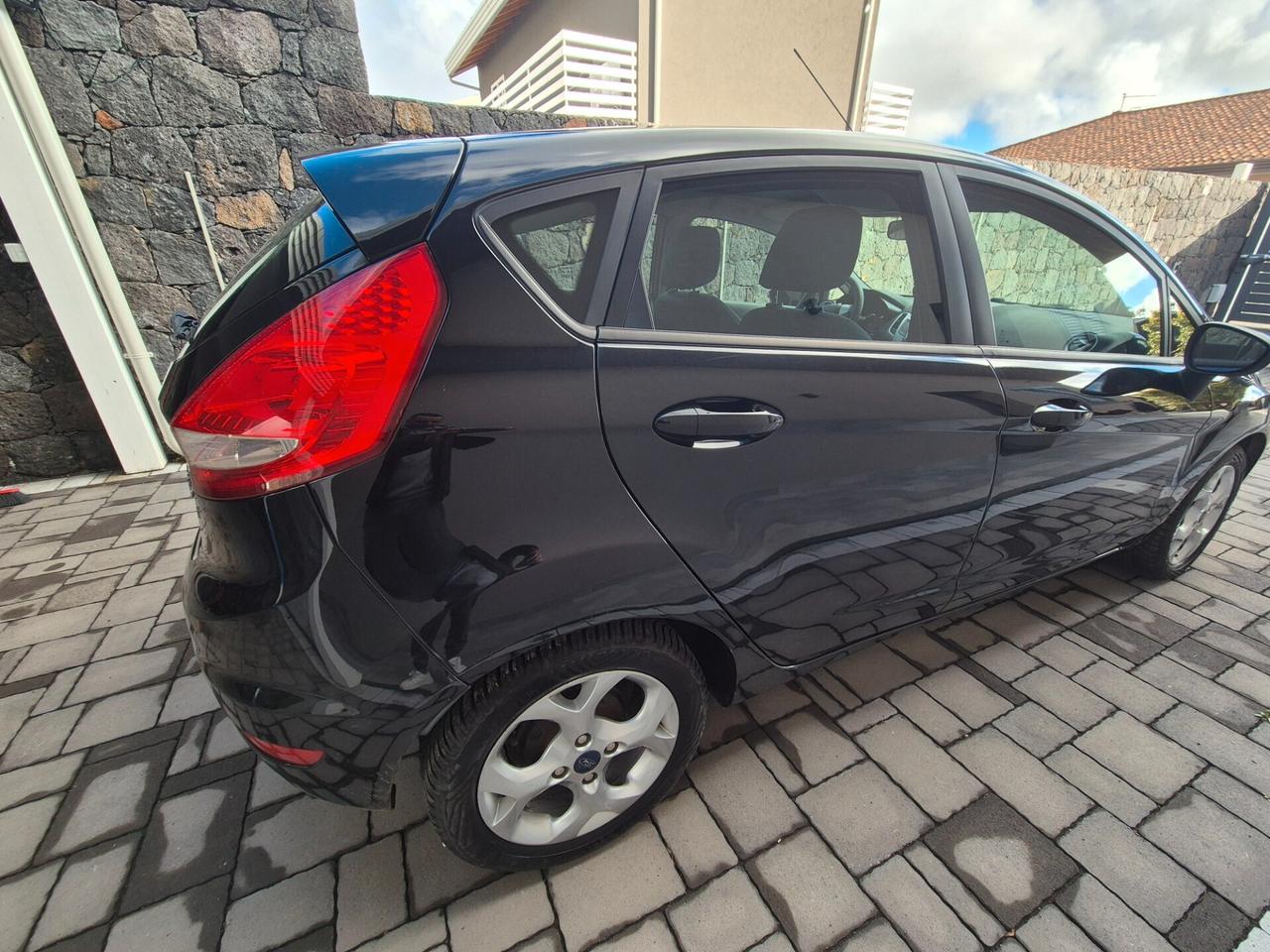 Ford Fiesta 1.2 60CV 5p. titanium 2012