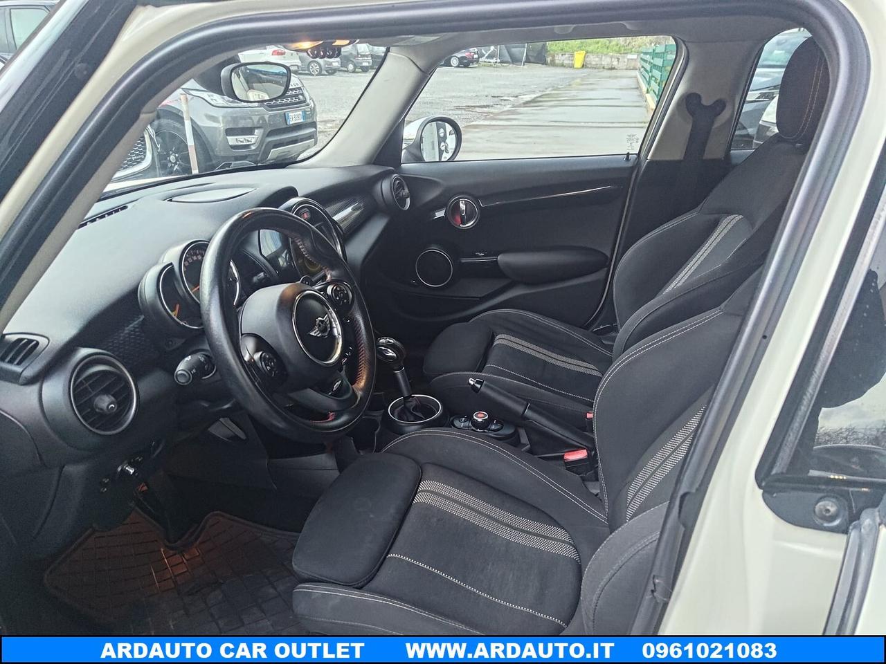 Mini Cooper Sd 5 porte 170 cv Cambio Automatico