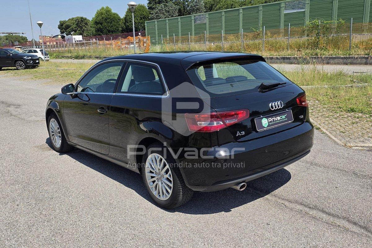 AUDI A3 1.6 TDI clean diesel Attraction
