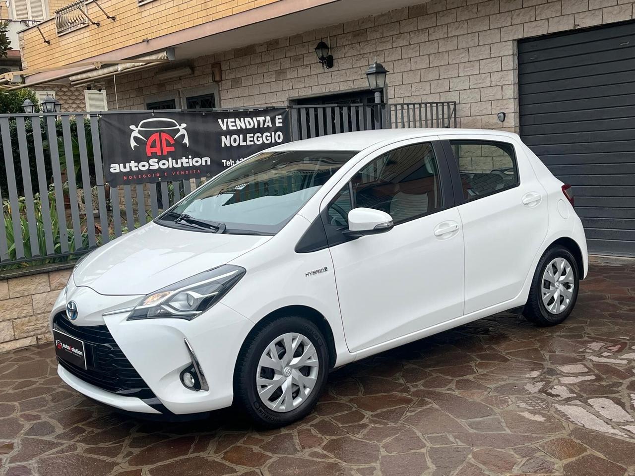 Toyota Yaris 1.5 Hybrid 5 porte Business