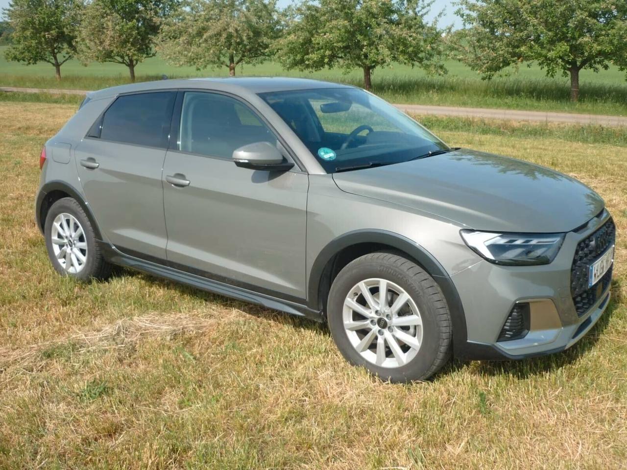 Audi A1 allstreet 25 TFSI Business