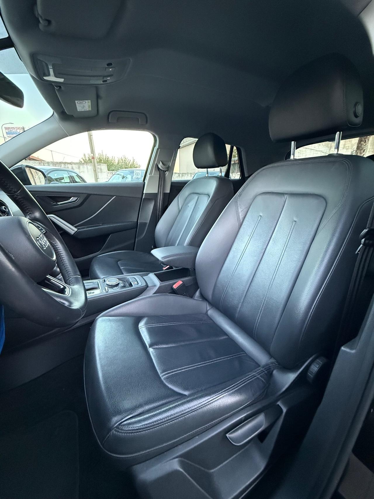 Audi Q2 30 TDI S tronic Business Design