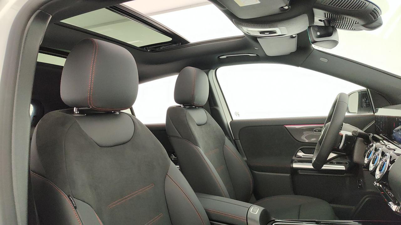 Mercedes-Benz GLA 200 d automatic