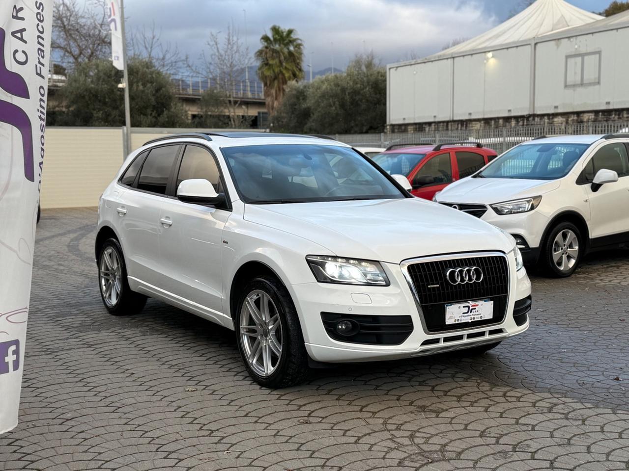 Audi Q5 3.0 V6 TDI S-Line con tetto apribile