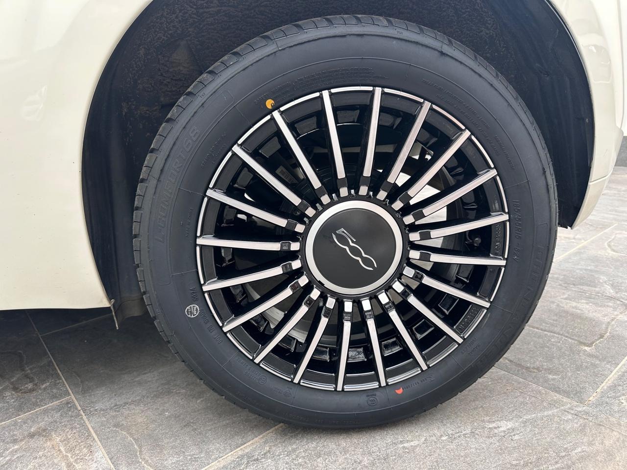 Fiat 500 1.0 Hybrid