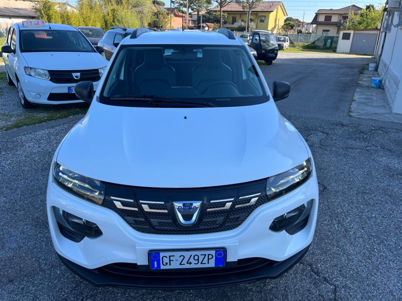 Dacia Spring Comfort Plus Electric 45 km 7.000 pari al nuovo