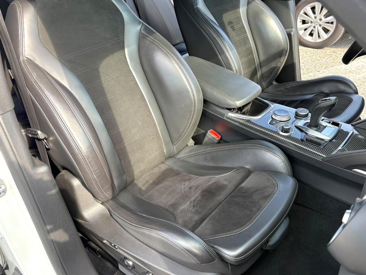 Alfa Romeo Stelvio 2.2 Turbodiesel 210 CV AT8 Q4 Veloce