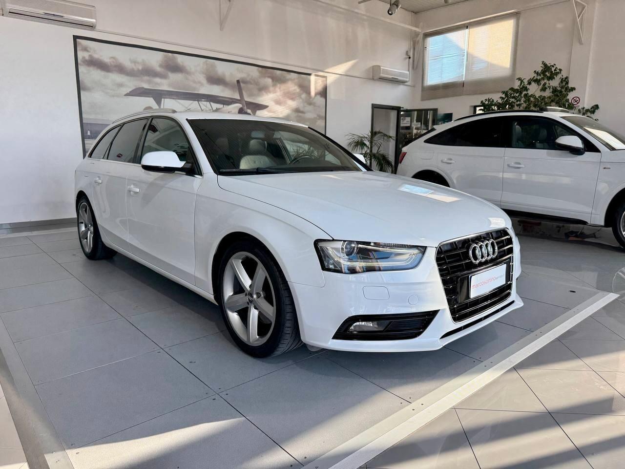 AUDI A4 AVANT 2.0 TDI 143CV AUTOMATIK MOD. S-LINE