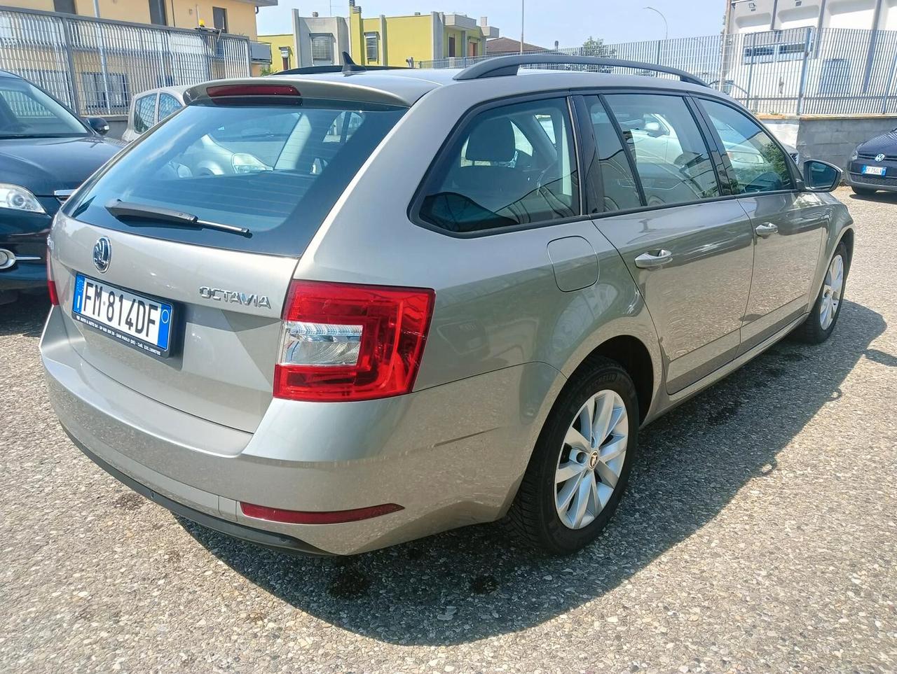 Skoda Octavia 2.0 TDI CR DSG Wagon Executive