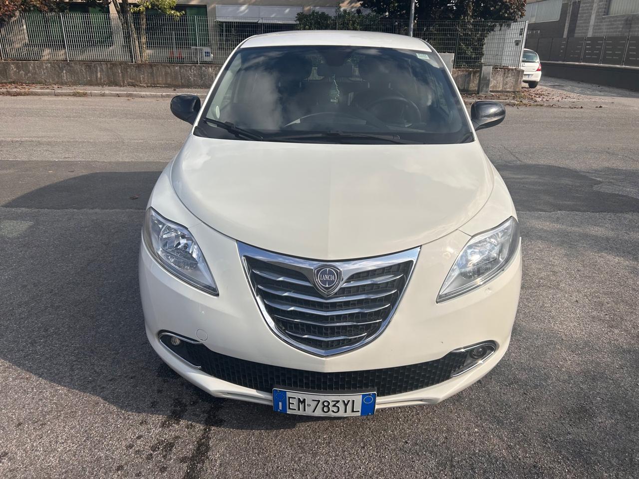 Lancia Ypsilon 1.3 MJT 16V 95 CV 5 porte S&S