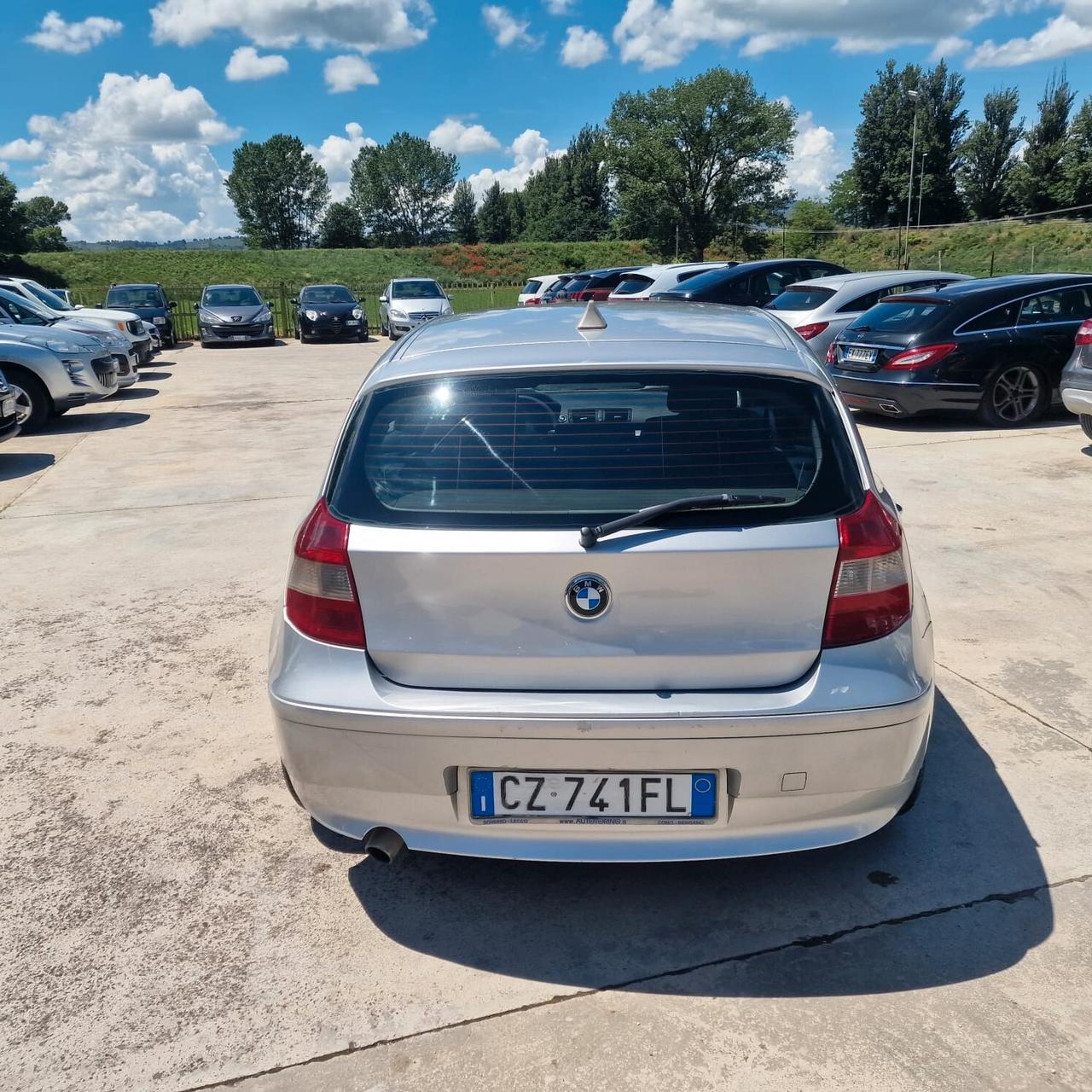 Bmw 118 120d cat 5 porte Attiva
