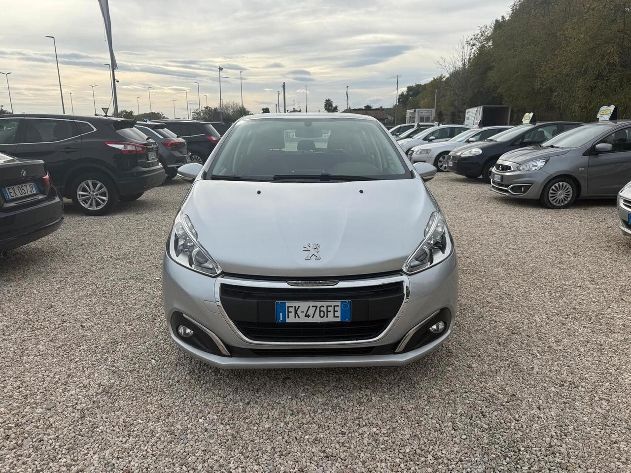 Peugeot 208 BlueHDi 75 5 porte Allure
