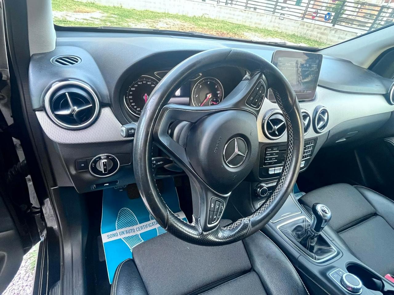 Mercedes-benz B 180 d Premium